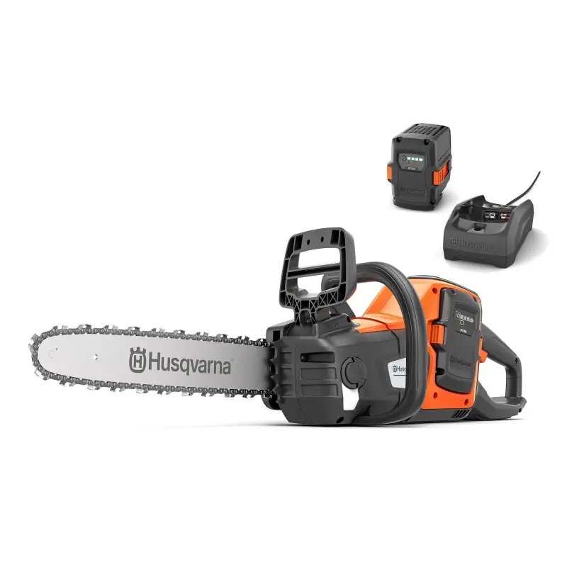 Offre Limitée Husqvarna 230i 14&Prime; (40 cm) Tronçonneuse à batterie B140 + C80 inclus