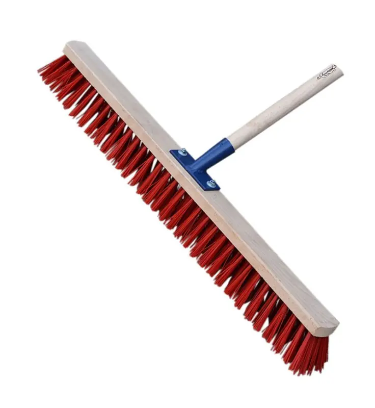 Solde 390181 – Balai de cantonnier, 80 cm. Emmanché bois 150, douille renforcée.
