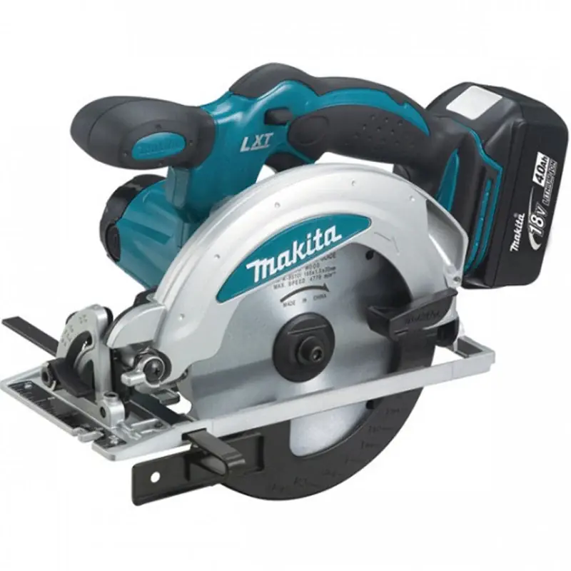 Authentique Scie circulaire Ø 165 mm 2x4Ah 18V LXT ® MAKITA DSS610RMJ en MAKPAC