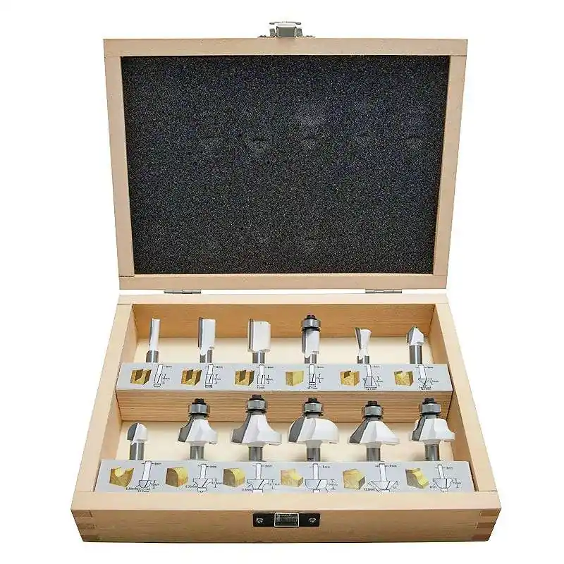 Meilleur Prix Coffret de 12 fraises à bois MAKITA D-53556 pour défonceuse (queue 8mm)