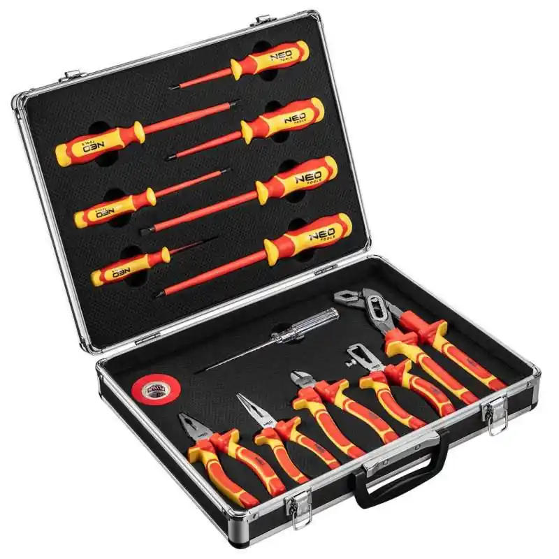 Bon Plan Coffret de tournevis et pinces NEO TOOLS 01-234 1000V