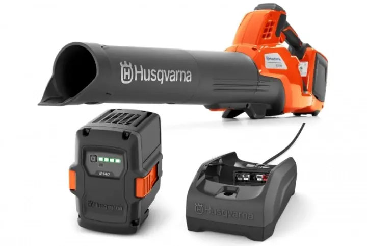 Husqvarna 230iB avec batterie ni chargeur Offre Exclusive