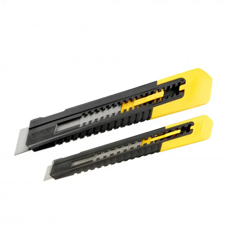 Lot de 2 cutters 9 et 18 mm sm – STANLEY – STHT10202-0 Acheter Direct