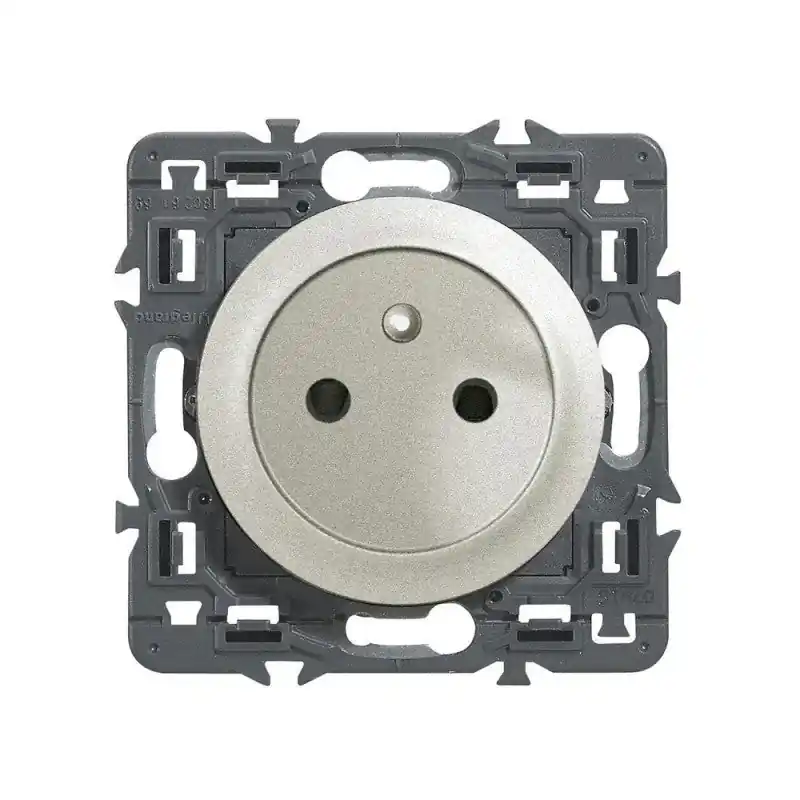 Prise LEGRAND Céliane 2P+T aluminium Prix Bas